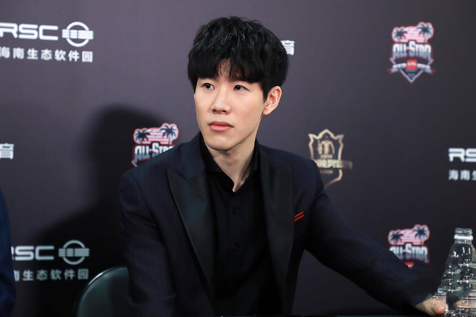 限的球员 限的球员