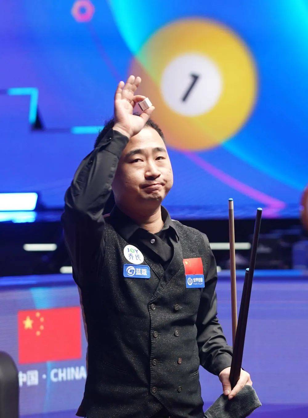 成了震撼的 成了震撼的